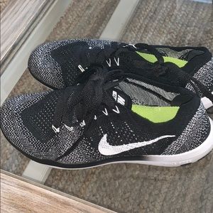 Women’s Nike Free Run Flyknit Training Shoes!